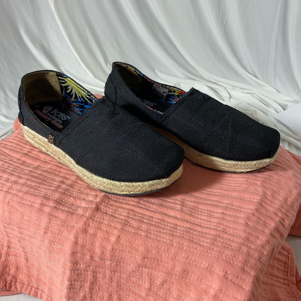 Size 8 Bob’s from Sketchers with memory foam insoles, black
